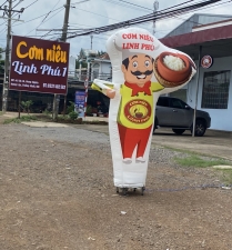 View quán hướng ra mặt tiền đường