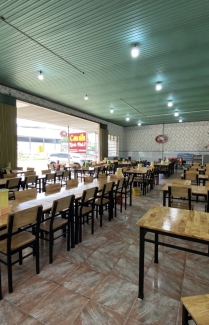 Không gian bên trong hướng ra cửa